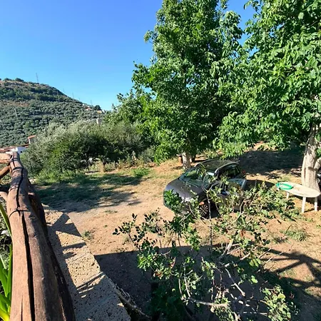Rustic Retreat Apartment Arola (Campania)